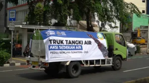 Dewan Dakwah Lepas Konvoi Kemanusiaan untuk Penyintas Banjir dan Longsor Sumatera 3